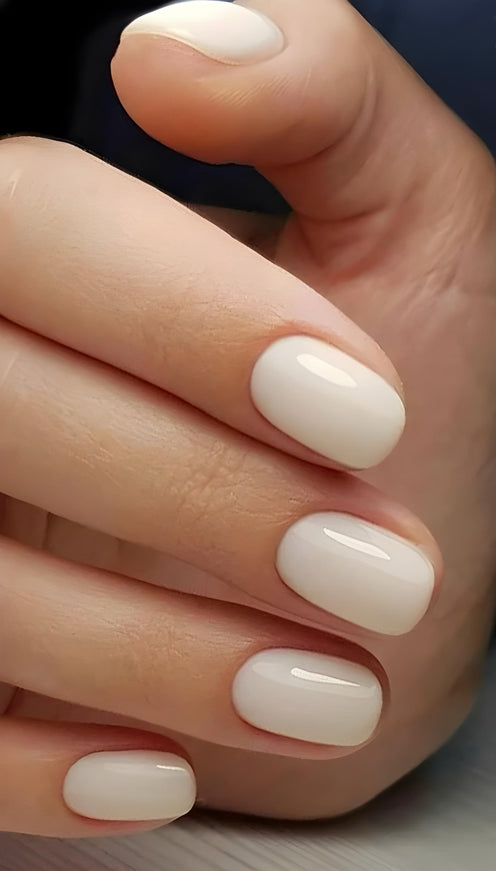 gel polish ivory